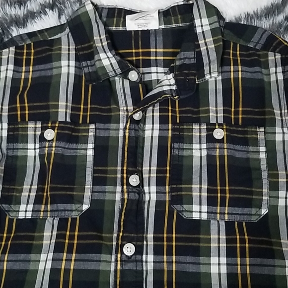 Boys 2 Collared shirt bundle - Picture 9 of 10